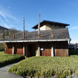 茅野市神長官守矢史料館