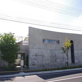 小さな絵本美術館　岡谷本館