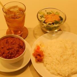Shimosuwa カレー食堂 ロケットパンチ