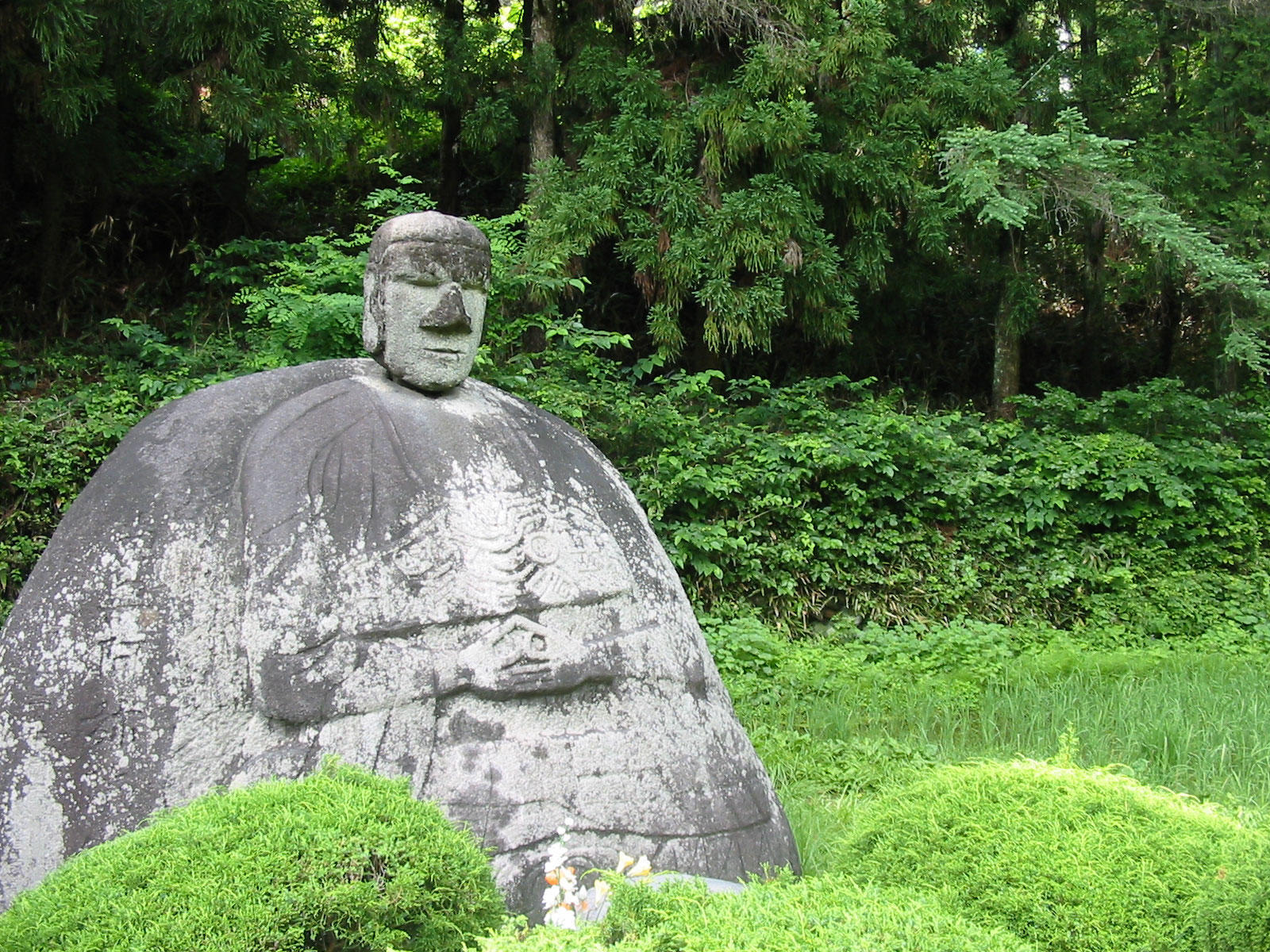 万治の石仏（まんじのせきぶつ）　Manji No Sekibutsu(Stone Buddha)