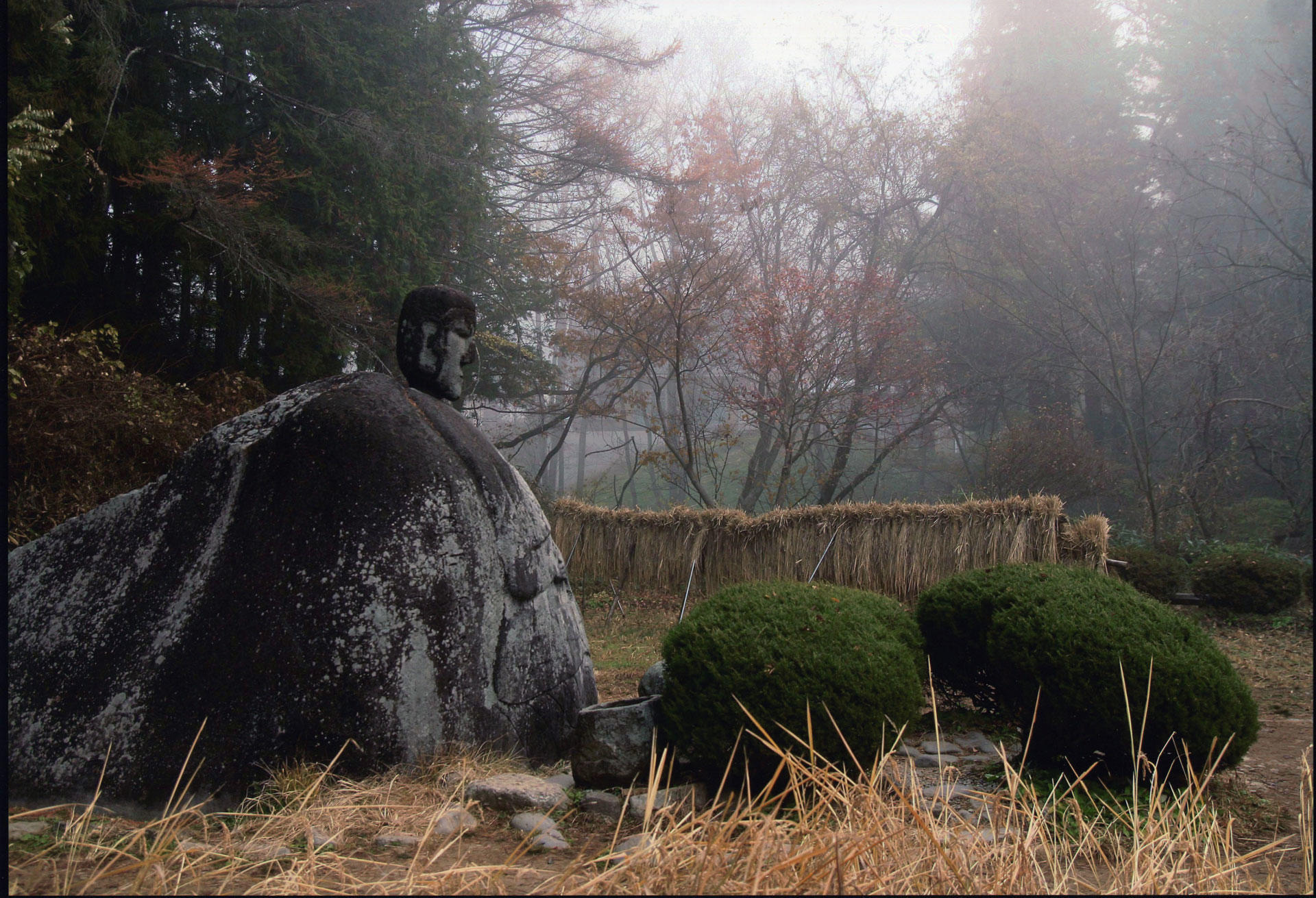 万治の石仏（まんじのせきぶつ）　Manji No Sekibutsu(Stone Buddha)