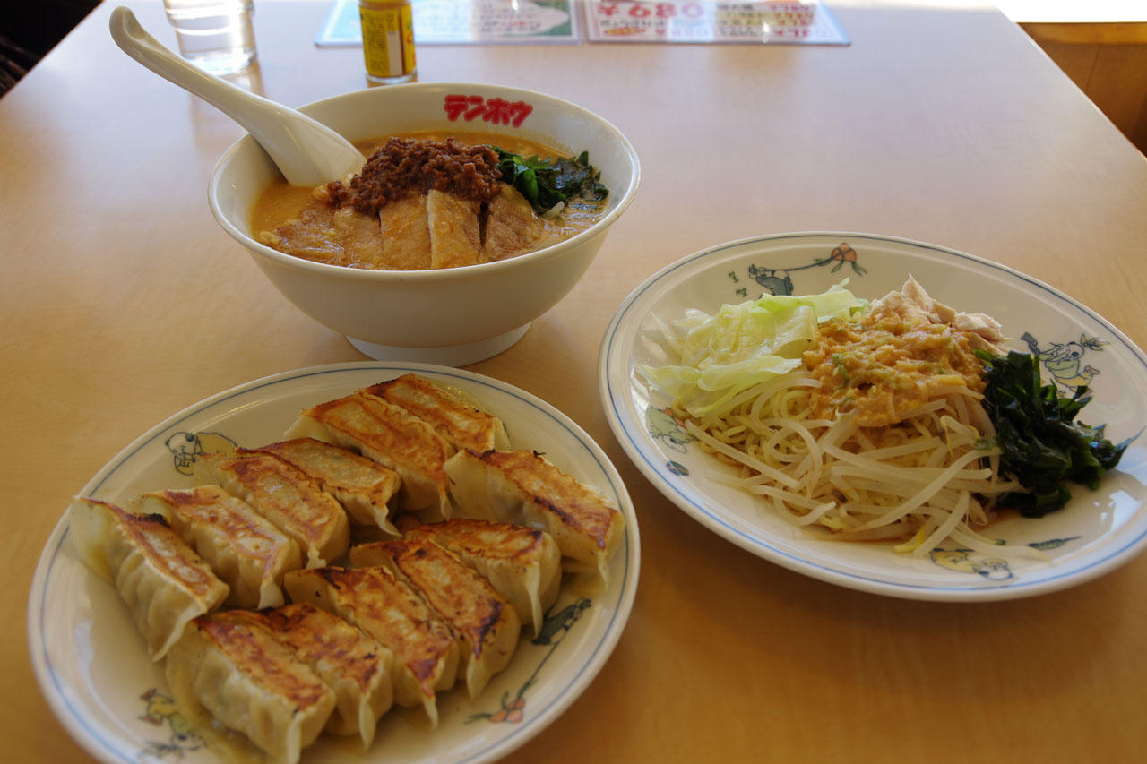 この味で育った」諏訪のソウルフードラーメンチェーン みんなの